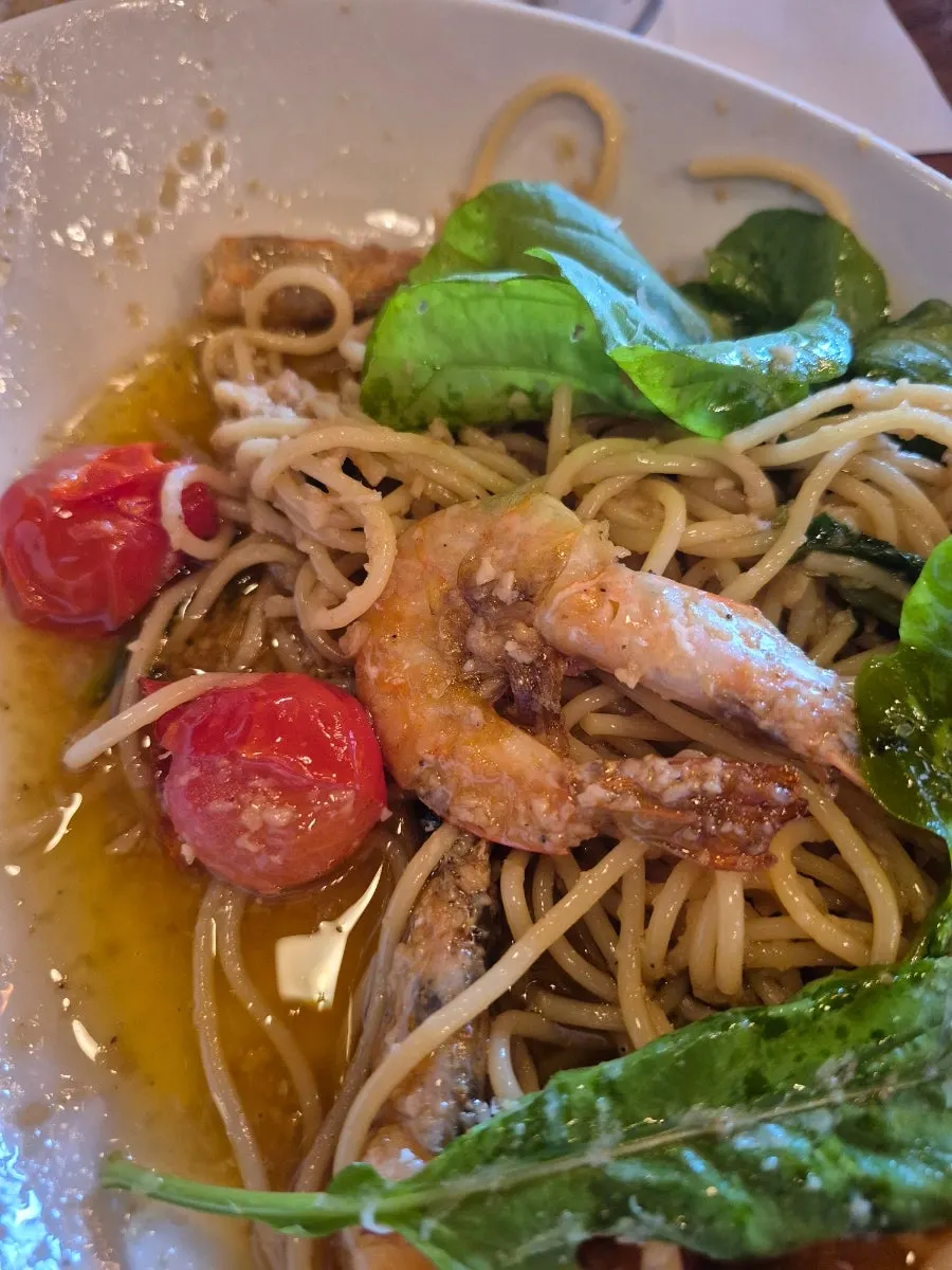 Pasta with pan-fried shell-on shrimp