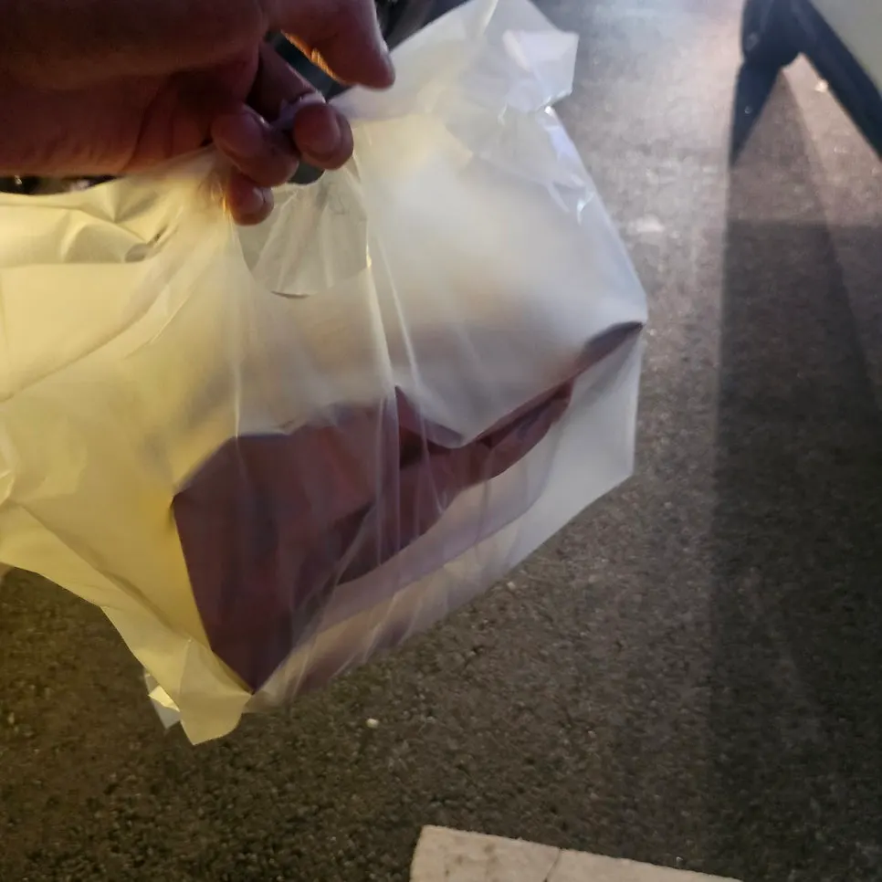 식사를 마친 홍대화덕피자 테이블