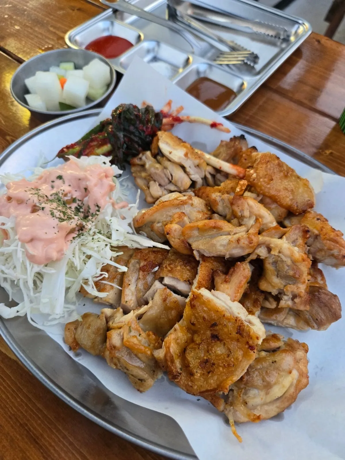 꼬꼬랜드 직화숯불 순살 바베큐 한 접시