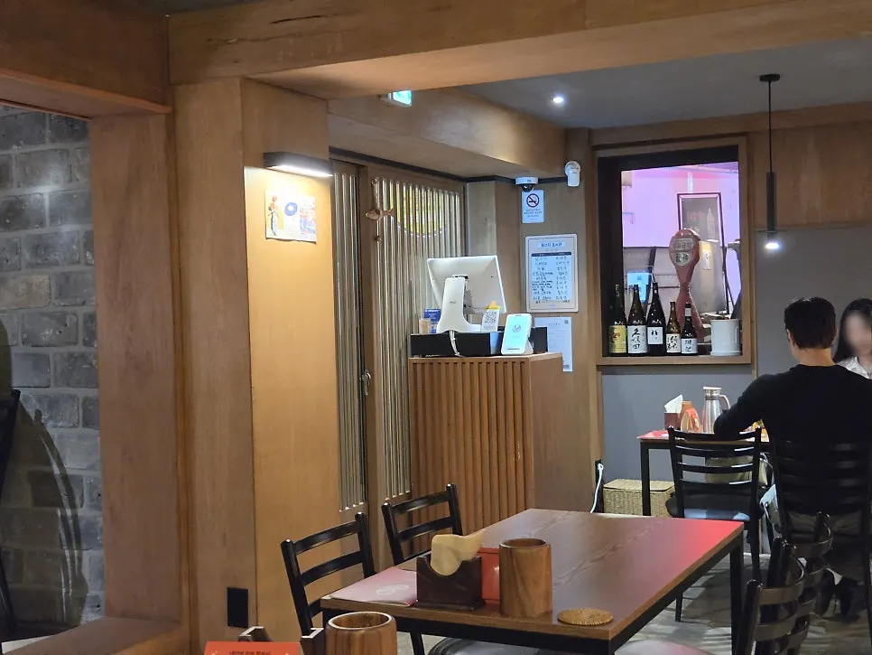 The calm interior of Yakitori Iyu