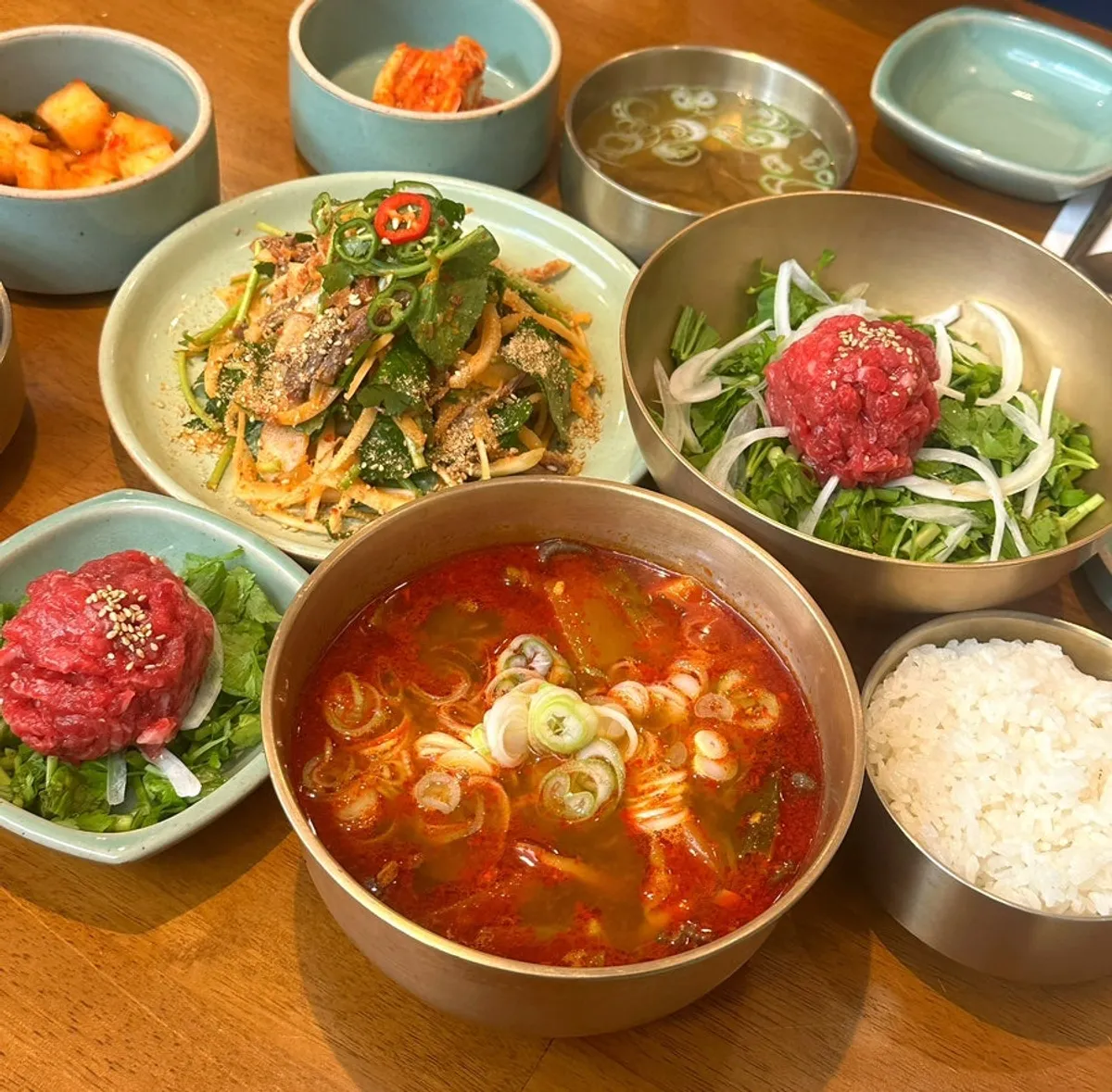 홍대 한식당 점심 메뉴