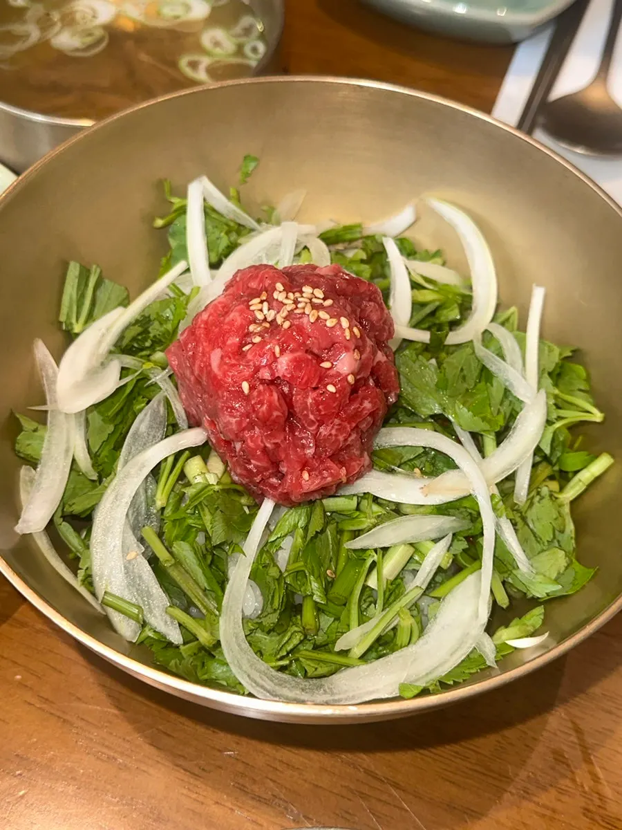 홍대 한식당 점심 식사