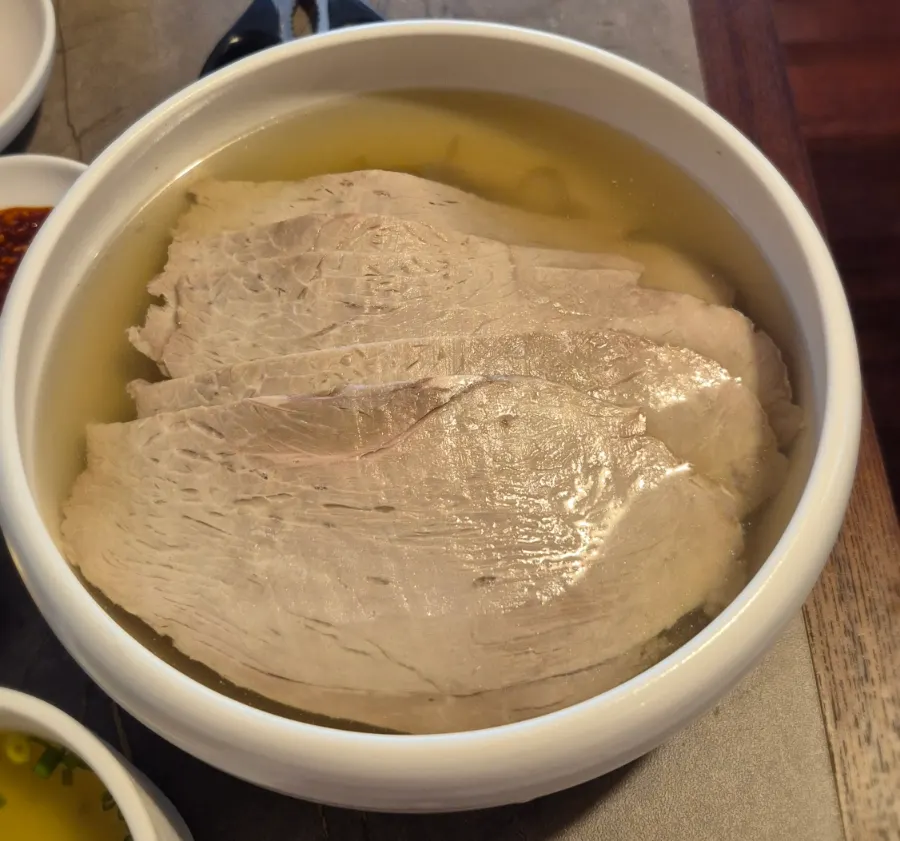 Water-style Pyongyang naengmyeon at Anok