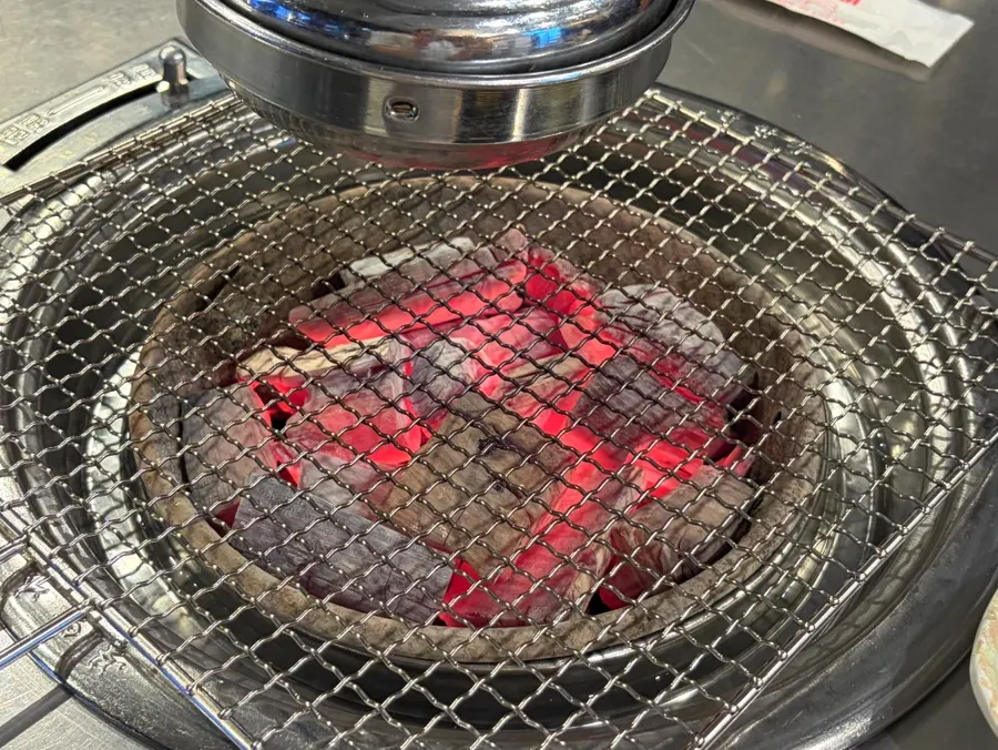 화력 좋은 숯불 화로