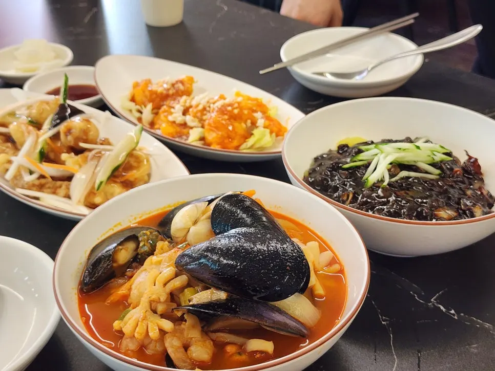 Hongmigwan, a Chinese restaurant near Gupo Market