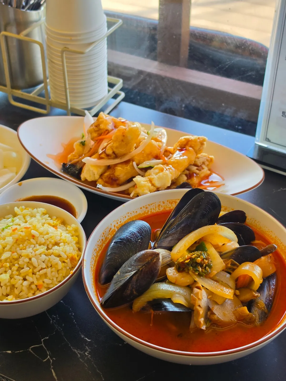 Table setting of jjamppong at Hongmigwan, a Chinese restaurant near Deokcheon Station and Gupo Market
