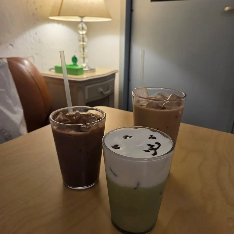 Close-up of the chewy cream on the green tea cream latte