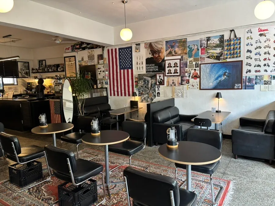 Café interior with black and white tone decor