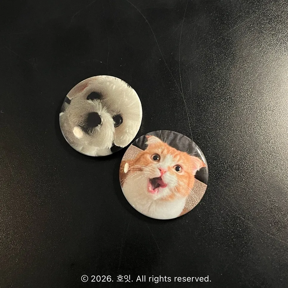 Pin badges made from photos of pets