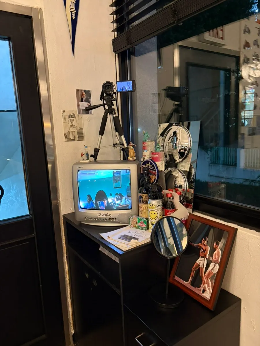 미국 감성 인테리어의 홍라드 수원역점 내부