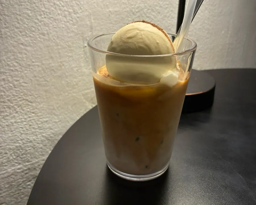 Café latte and Summer Latte on the table