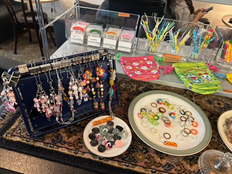 Display of rings and pouches in the goods corner