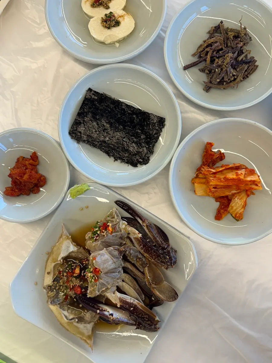 100원에 주문한 훈이꽃게장 아기밥