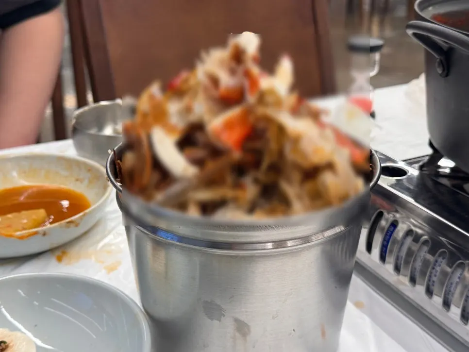 The pot after two people finished all 4 crabs