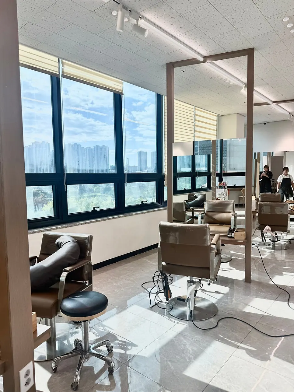 Interior view of Hair Design Whur Ok-jeong Branch