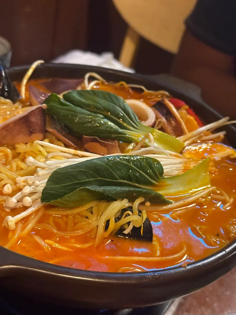 국물까지 비운 해물짬뽕 그릇