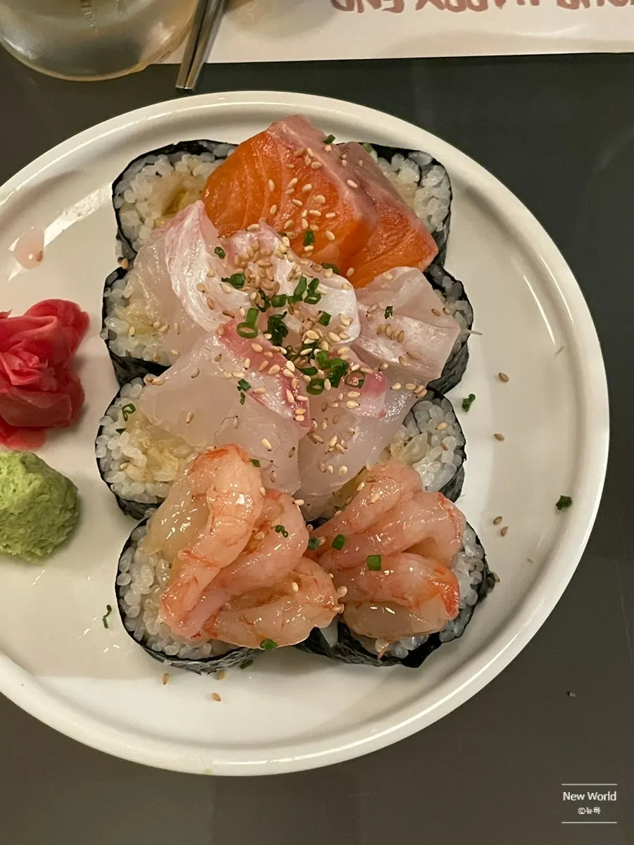 Salmon and flounder on top of the salt kimbap