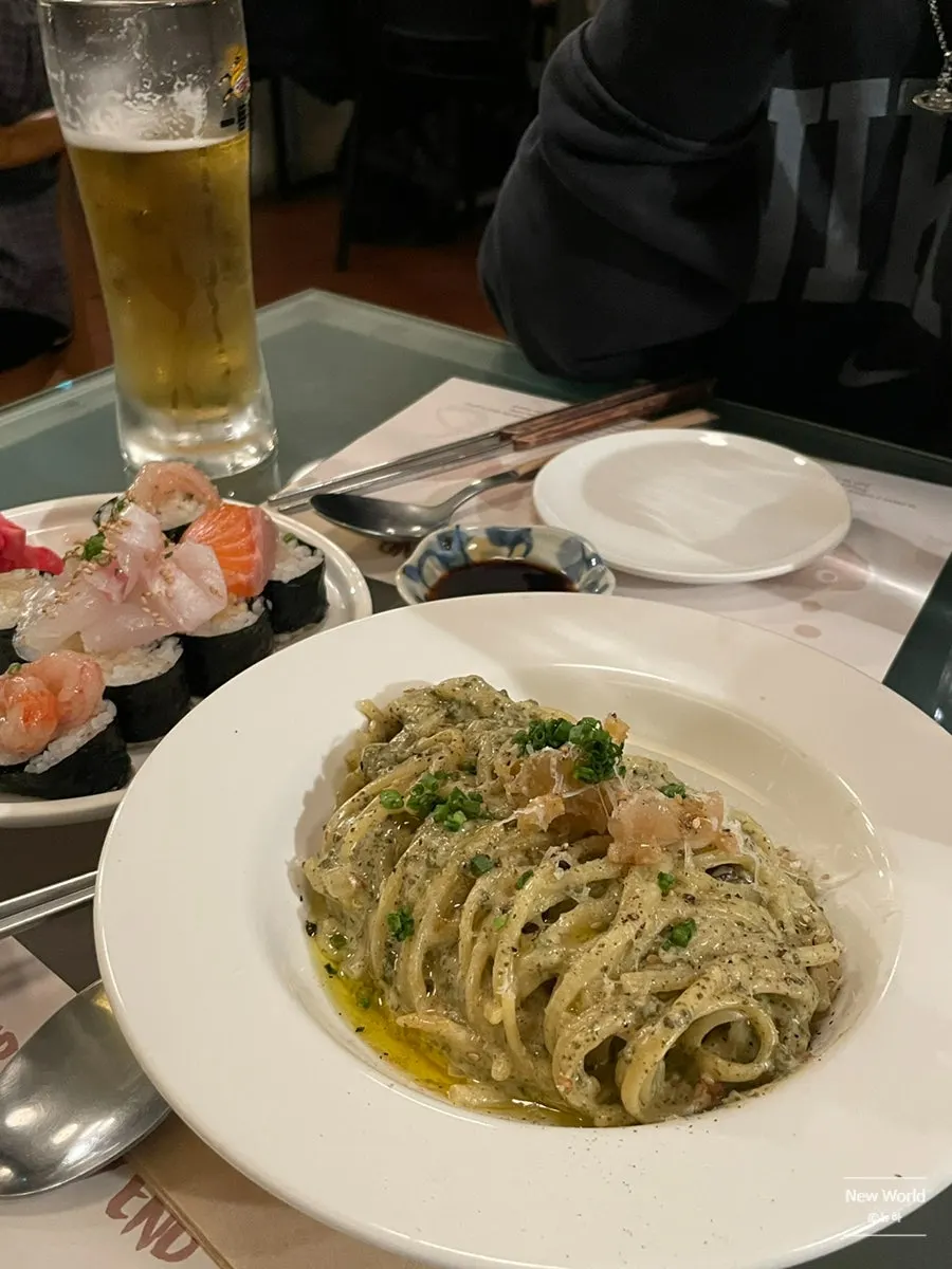 A plate of Hatpiendo's abalone innards pasta