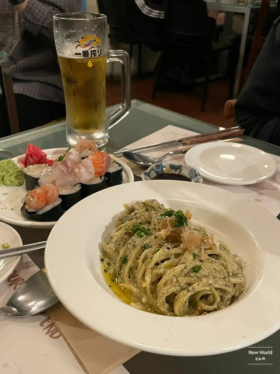 Abalone innards pasta with geou sauce base