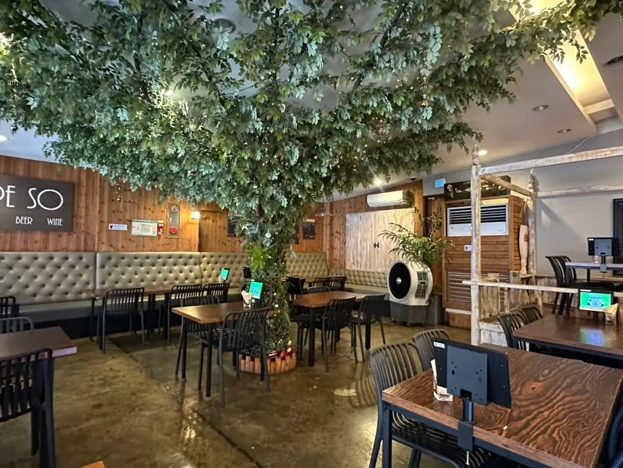 Spacious seating area leading up to Hope So's second floor