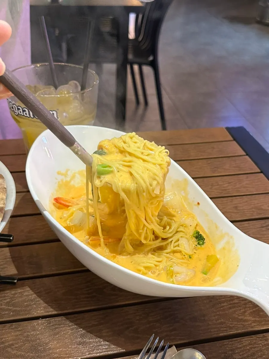 새우와 채소 건더기가 넉넉한 크림짬뽕