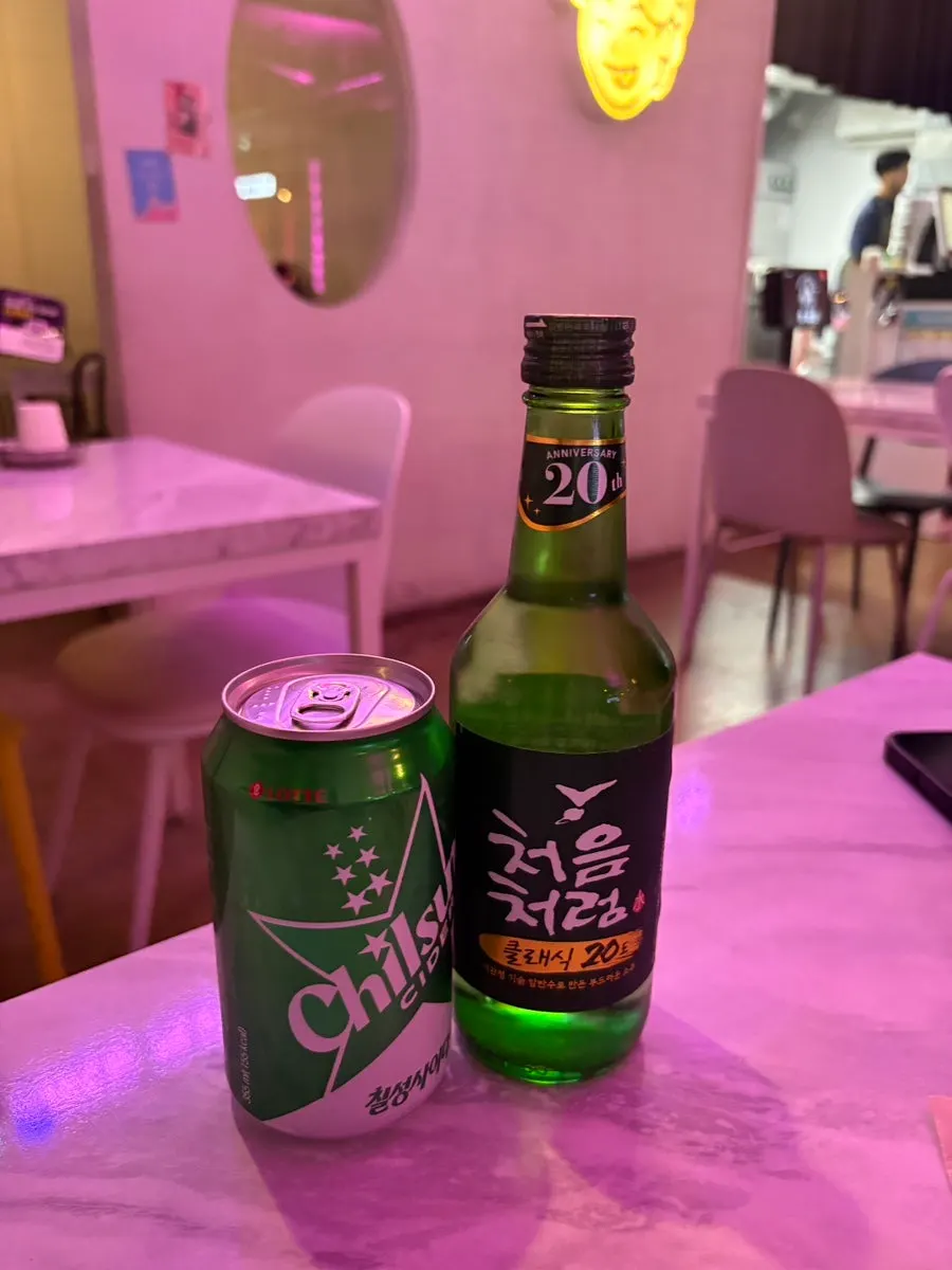 The Ho Samchon highball mixing hongcho and Powerade