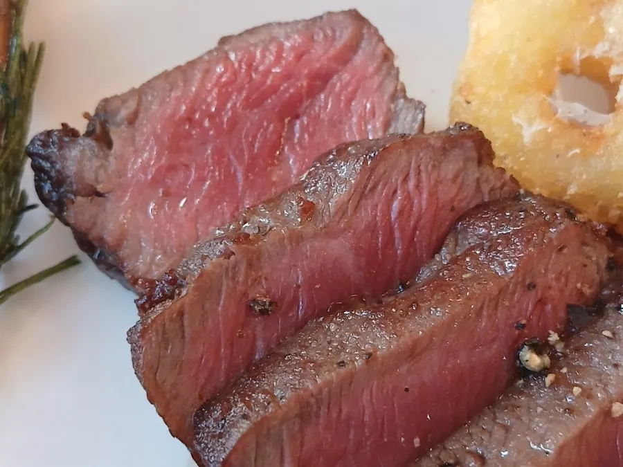 Last bite of the house steak at Hôtel de Couture