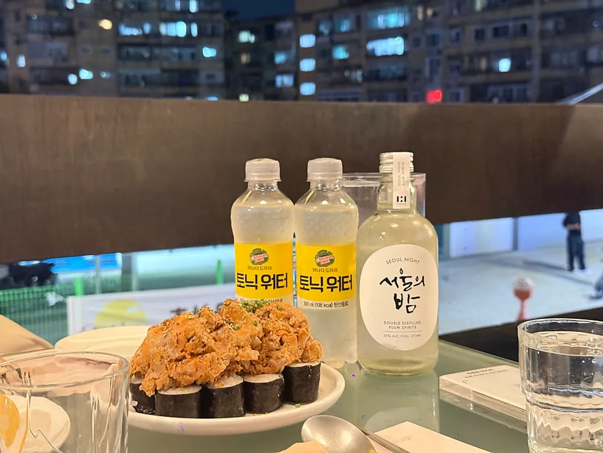 삼각지역 핫피엔도 안키모폭탄 소금김밥과 하이볼
