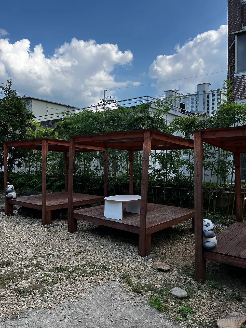 Hoyang Horim's outdoor space