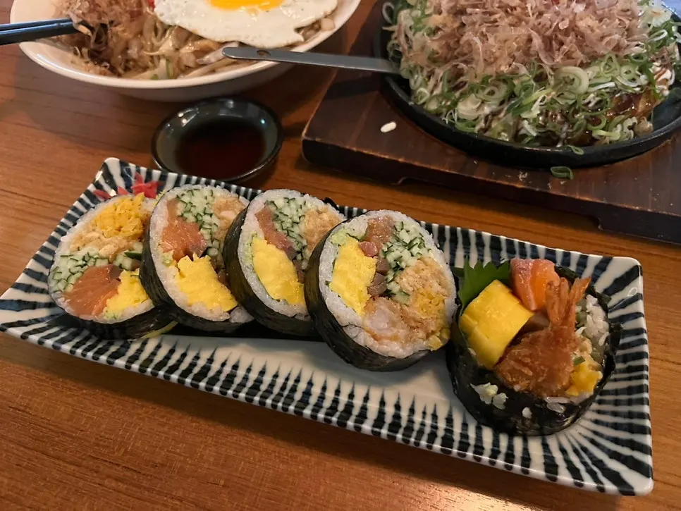 속재료가 꽉 찬 후토마끼 반줄