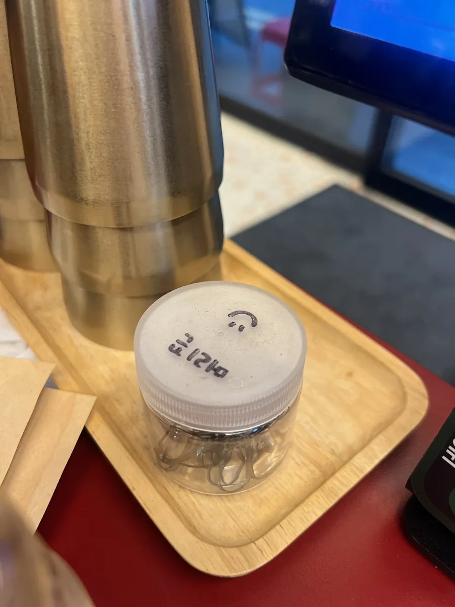 Hair tie placed on the table