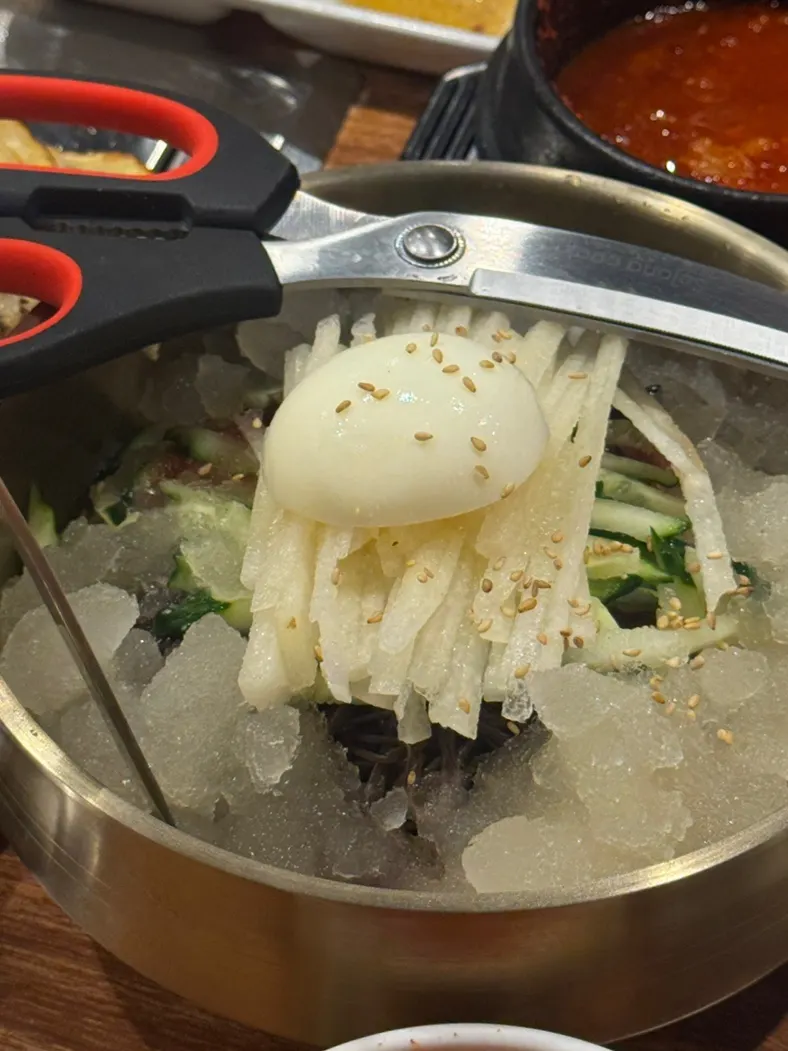 서비스로 나온 후발대 특제라면