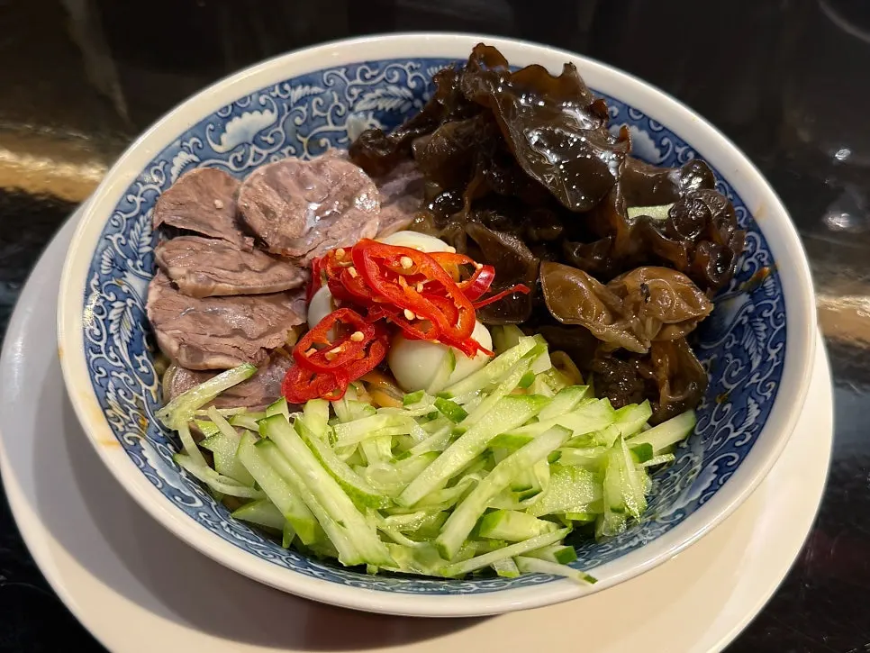 A bowl of majangmyeon at Huhugwan
