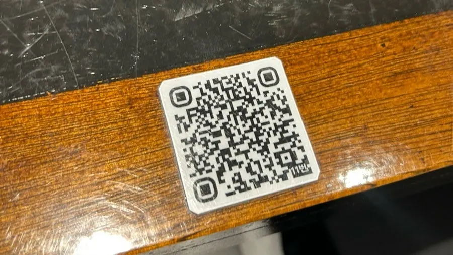 Menu descriptions on the table QR code ordering screen