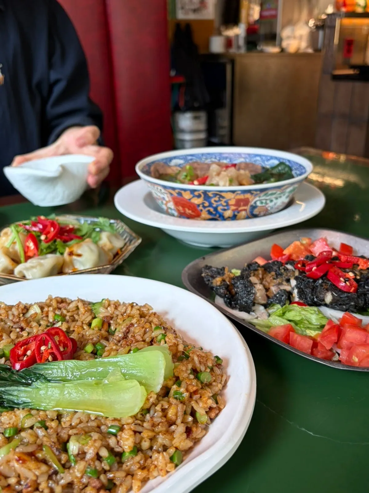 Signature photo of Huhugwan, a Chinese restaurant near City Hall Station