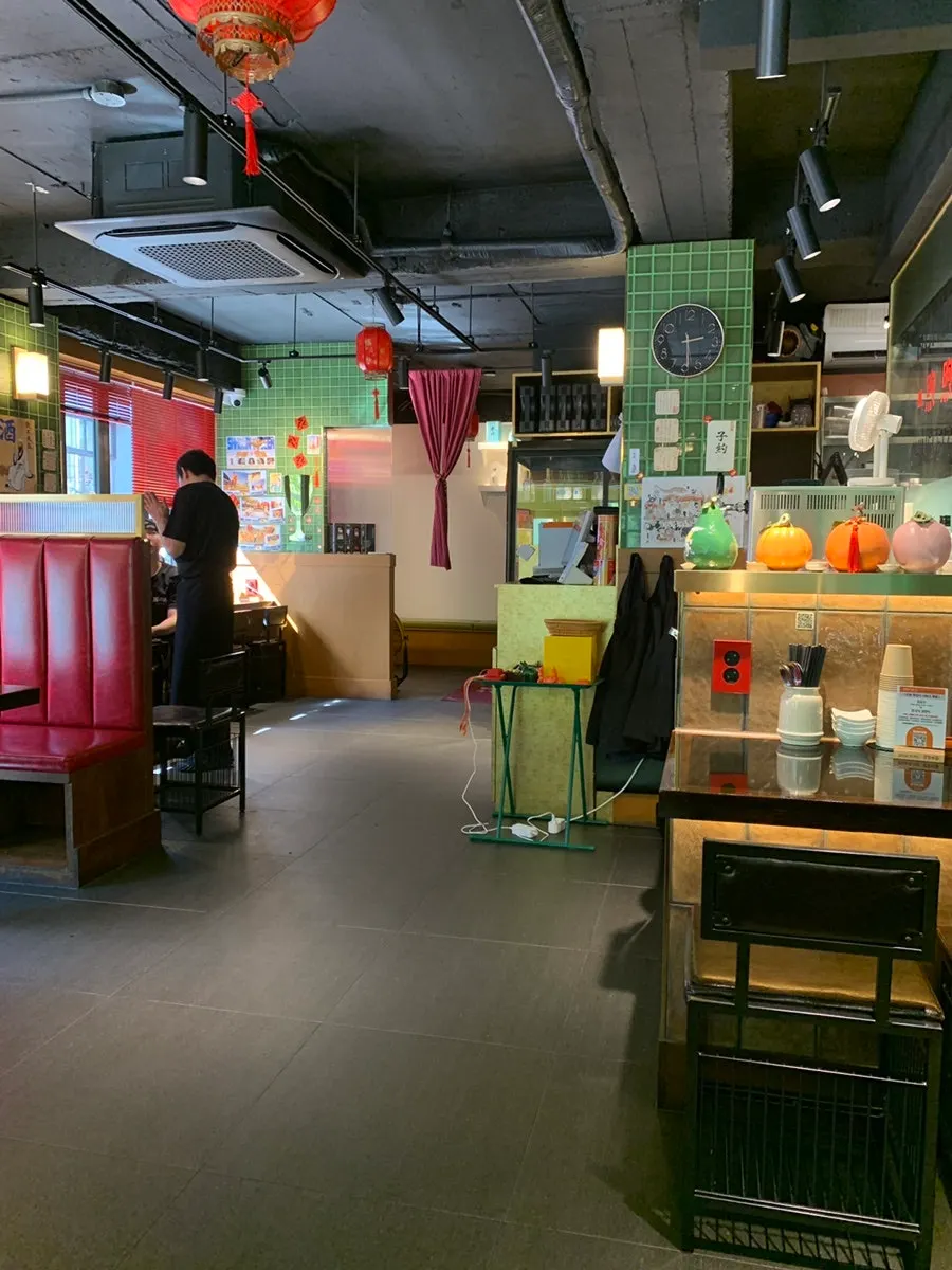 Huhugwan's Hong Kong-style interior atmosphere