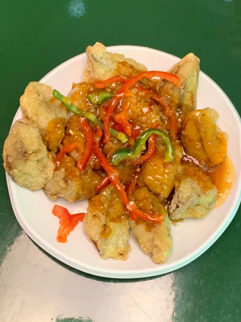 A plate of Huhugwan's eggplant fritters