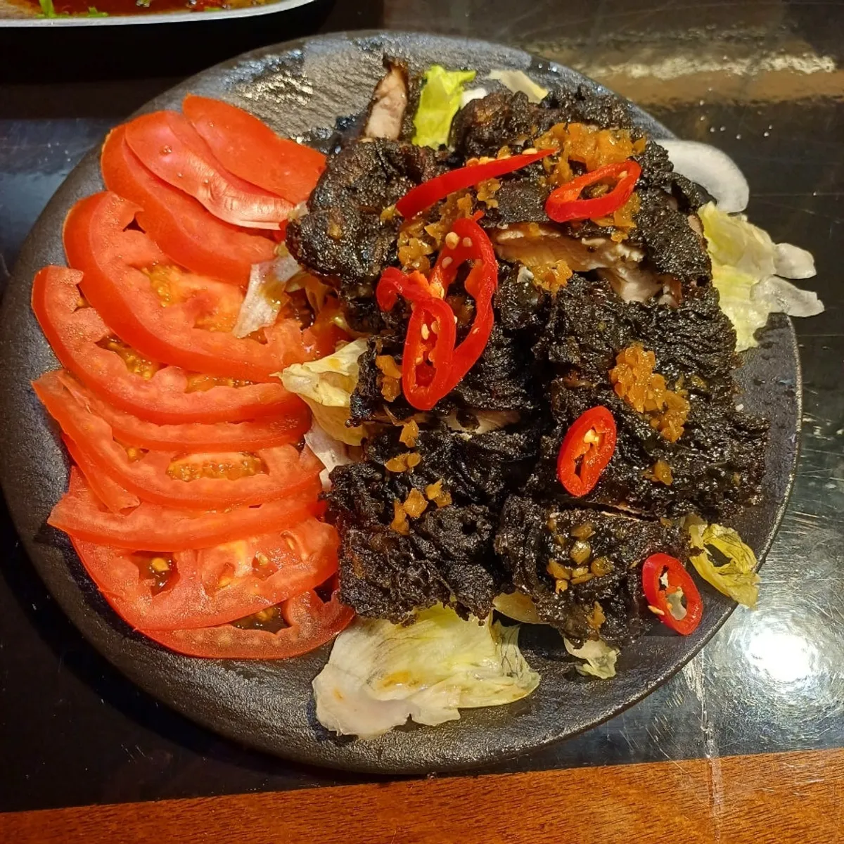 후후관 유린기와 가지덮밥 상차림