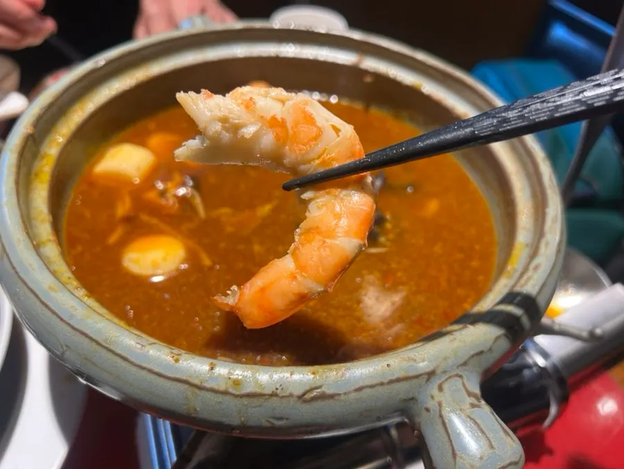 Plump king prawn from the mala hot pot