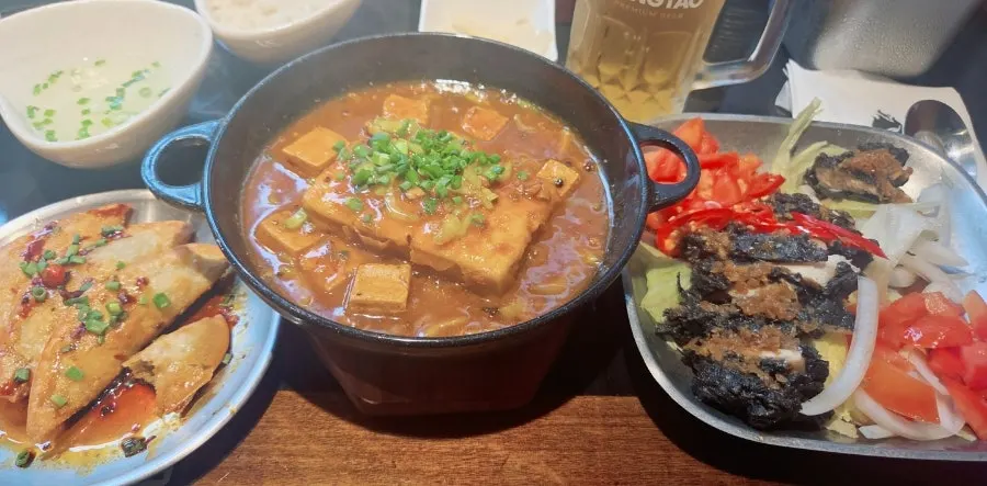 유린기 접시 가로 사진