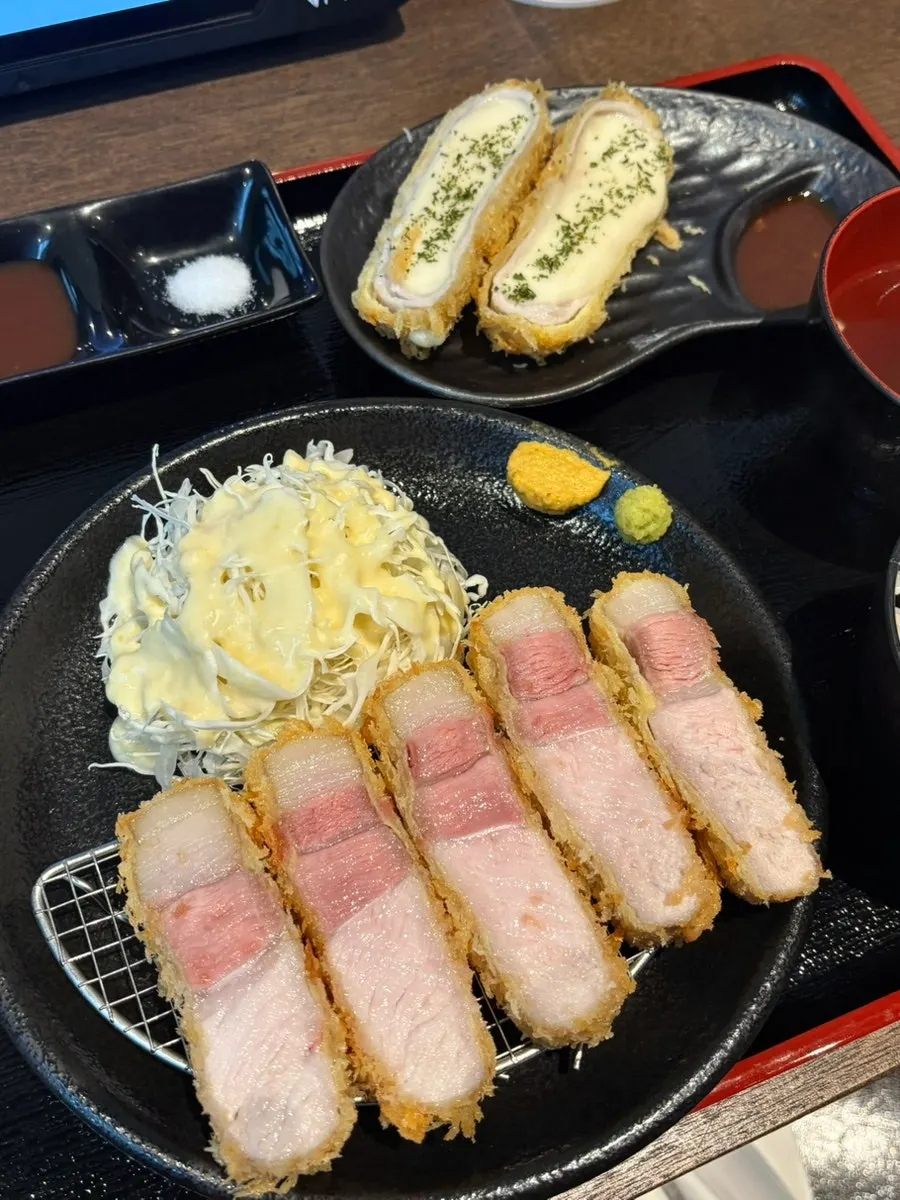 훈타 을지로 상로스카츠 정식과 치즈카츠