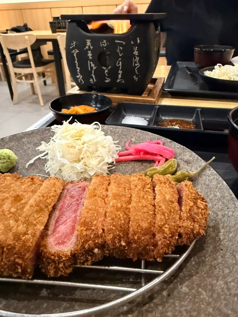 Gyukatsu set with rice, cabbage and doenjang soup