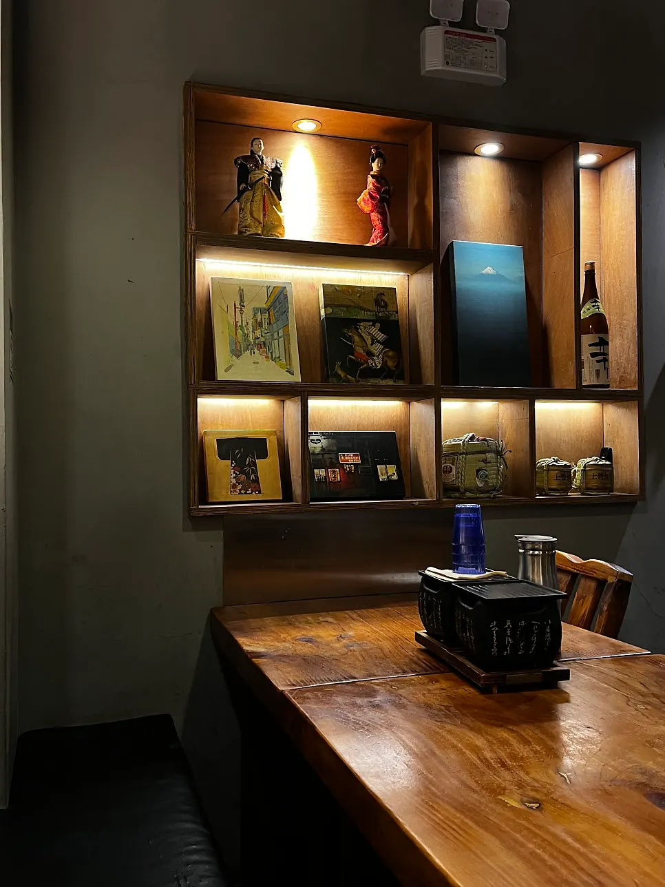 Cozy interior of Hurato Sikdang Gyeongbokgung Main Branch