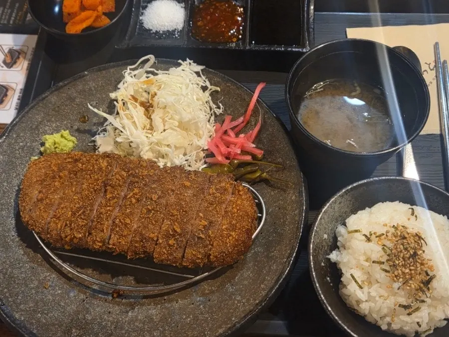 In-store sign for the barbecue gyukatsu rice bowl