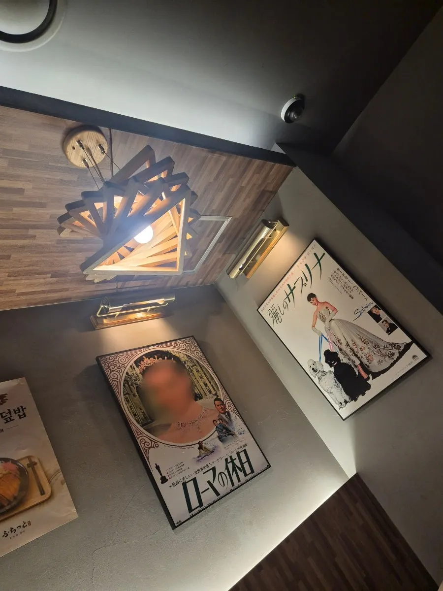 Table for two at Hurato Sikdang Yeouido