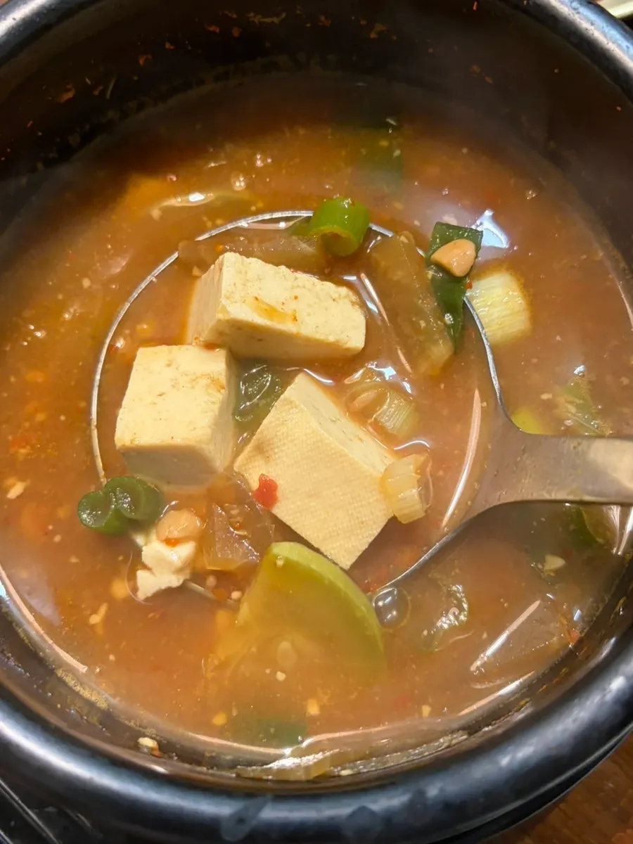 화담가 된장찌개와 콩비지 상차림