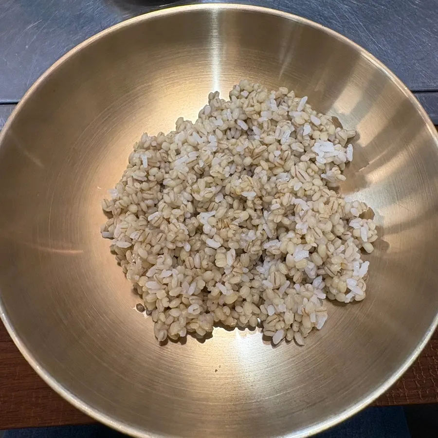 Barley rice with bubbling doenjang jjigae