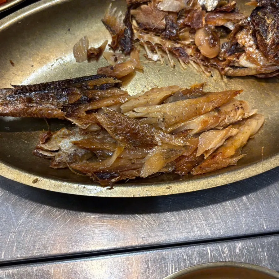 Bori-gulbi deboned and ready to eat