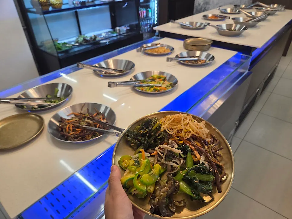 Side dishes at the Hwadamga self-serve bar with no repeats