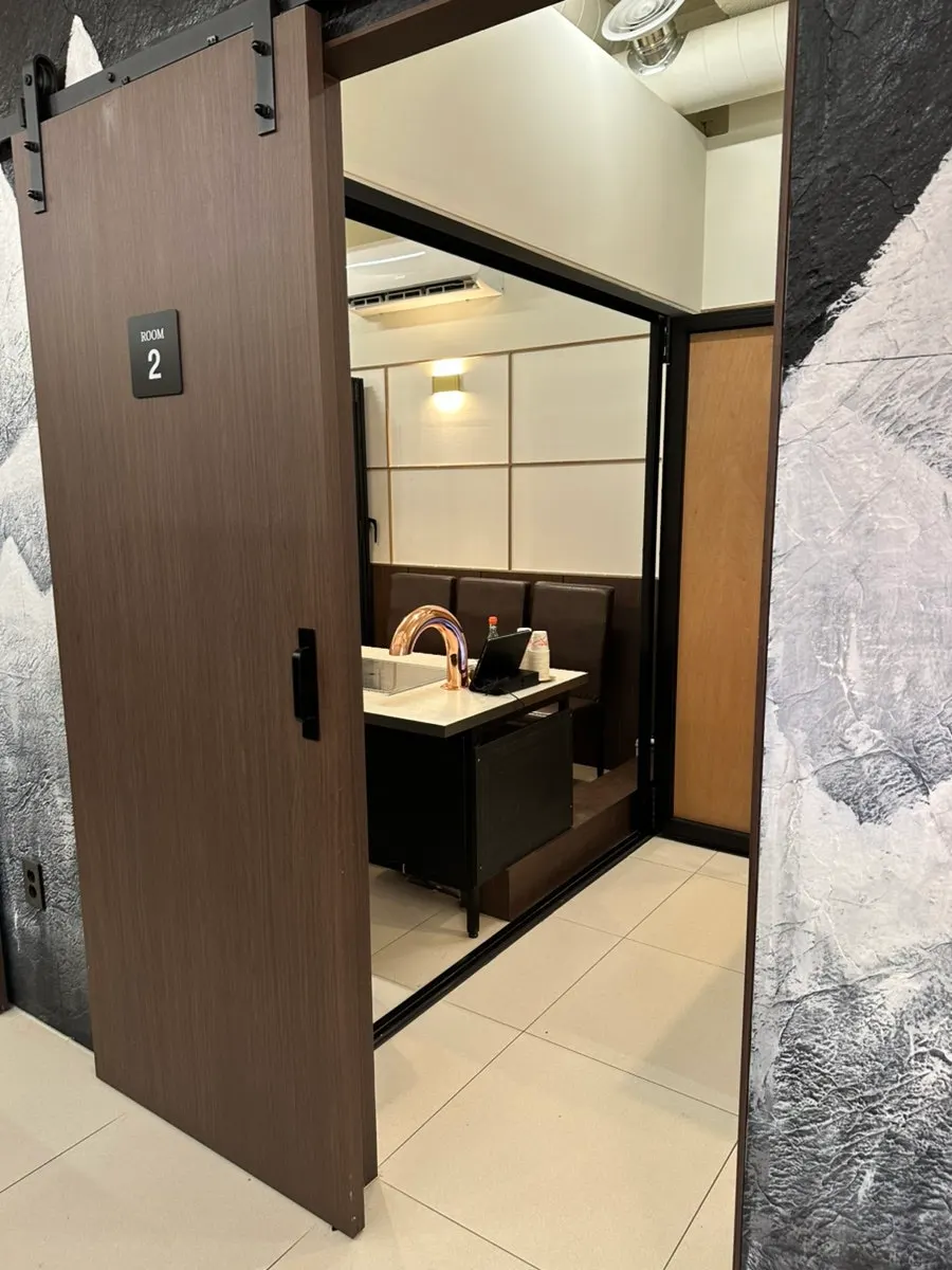 Upscale interior atmosphere with private rooms at Hwadamga
